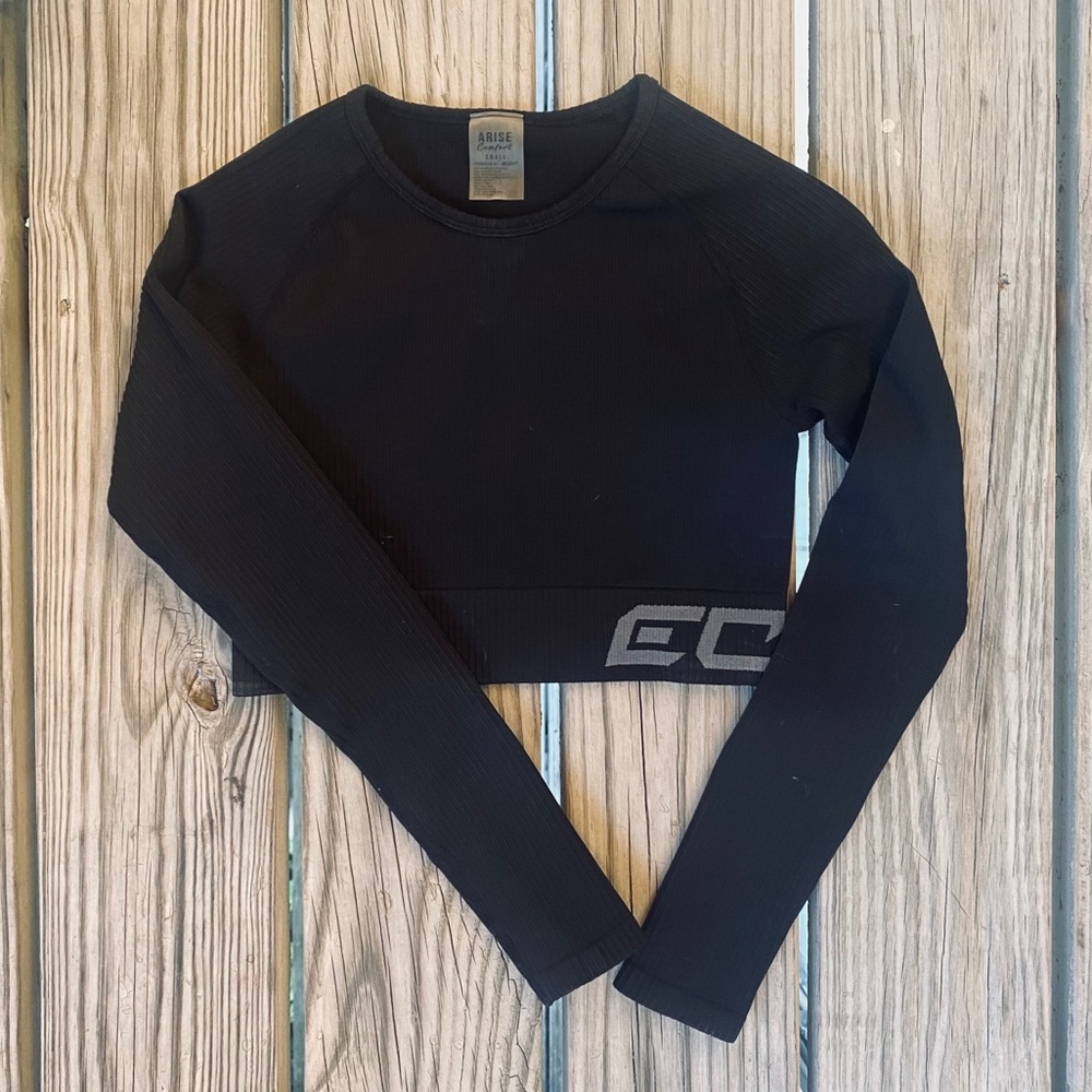 ECHT Arise Long Sleeved Crop Top